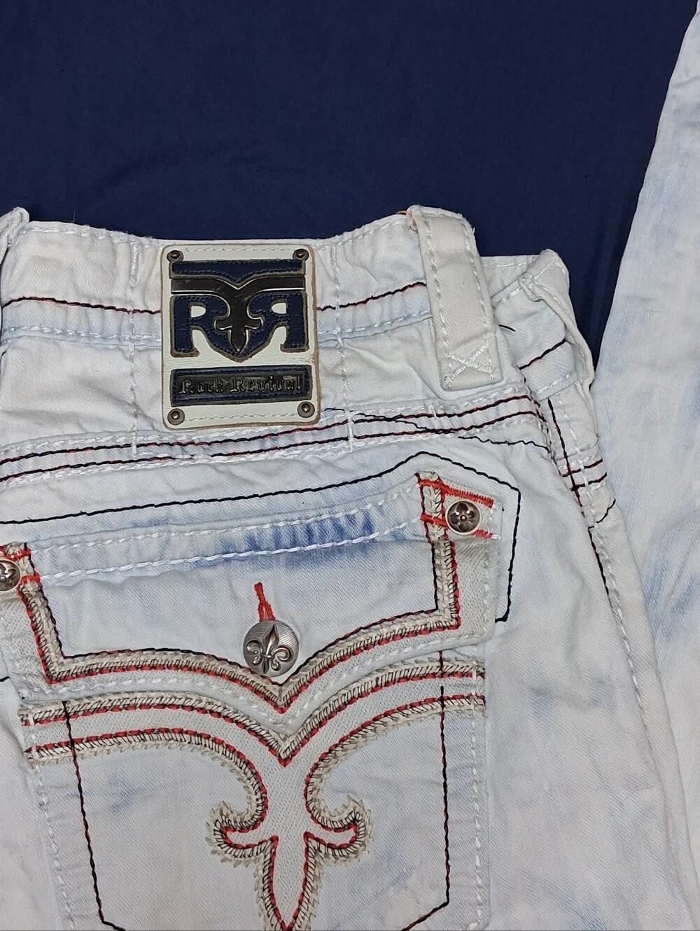 Men's Rock Revival Alternative Straight Jeans –Size 34/34 Distressed Acid Wash - Picture 10 of 11